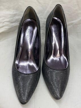 Bellivi Metallic Textured Pointed-Toe Pumps - Black ladies sz 10m